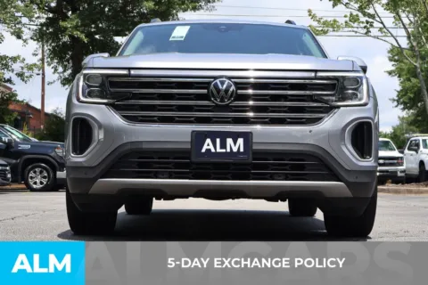 Another view of 2024 Volkswagen Atlas 2.0T SE w/Technology for sale in Roswell, GA at ALM Roswell