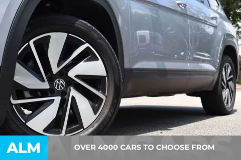 Photos of 2024 Volkswagen Atlas 2.0T SE w/Technology for sale in Roswell, GA at ALM Roswell