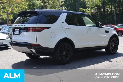 More photos of 2020 Land Rover Discovery Landmark Edition at ALM Roswell, GA
