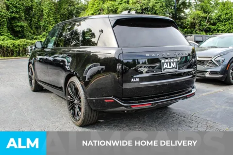 More photos of 2024 Land Rover Range Rover SE at ALM Roswell, GA