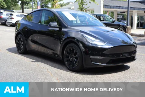 More photos of 2021 Tesla Model Y Long Range at ALM Roswell, GA