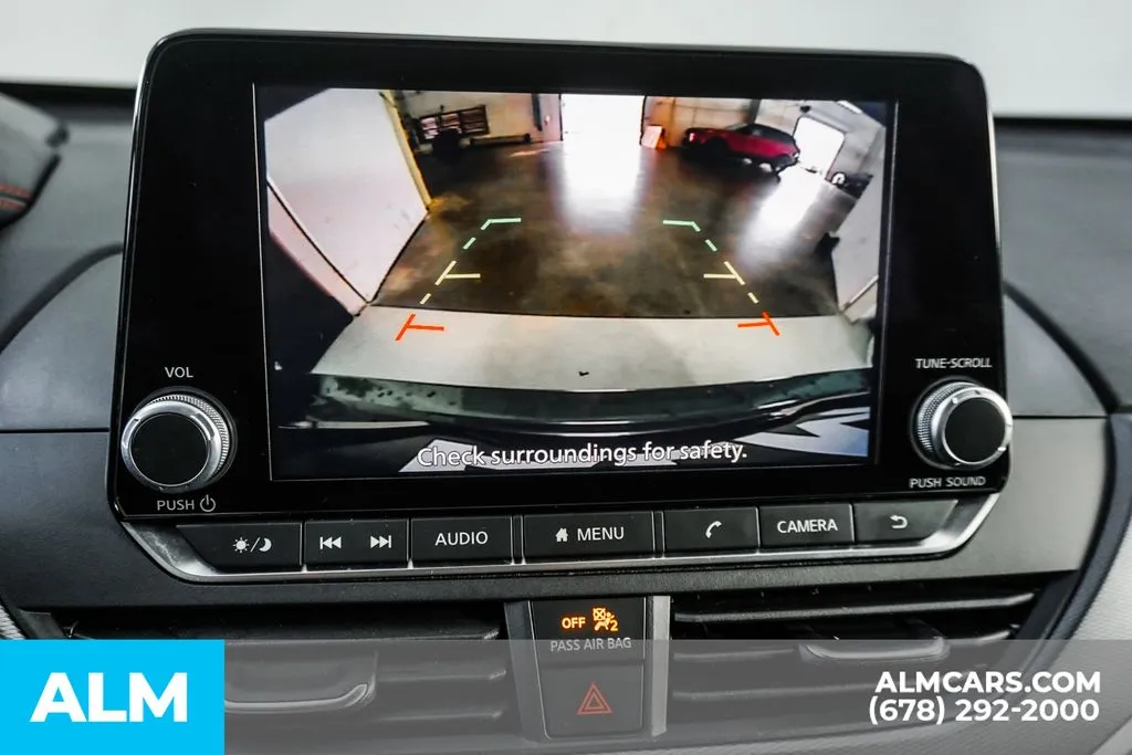2025 Nissan Altima SR - Photo 38