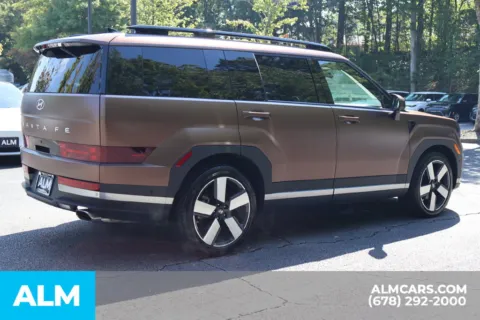 More photos of 2025 Hyundai Santa Fe Limited at ALM Roswell, GA