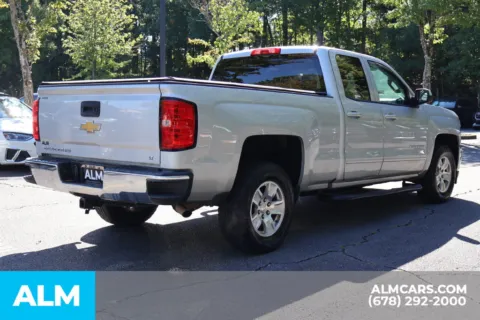 More photos of 2018 Chevrolet Silverado 1500 LT at ALM Roswell, GA