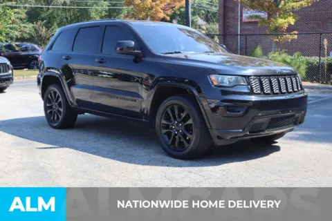 More photos of 2018 Jeep Grand Cherokee Altitude at ALM Roswell, GA