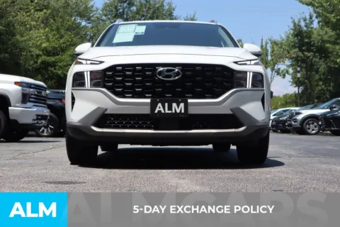 More photos of 2023 Hyundai Santa Fe SEL at ALM Roswell, GA