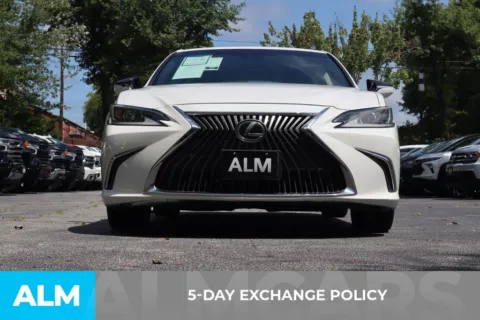 More photos of 2020 Lexus ES 350 at ALM Roswell, GA