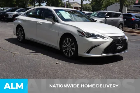 More photos of 2020 Lexus ES 350 at ALM Roswell, GA