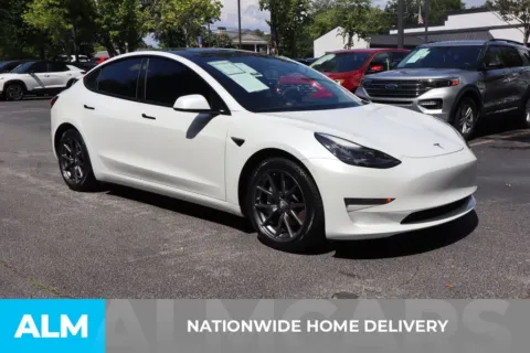 More photos of 2021 Tesla Model 3 Long Range at ALM Roswell, GA