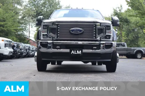 More photos of 2022 Ford F-450SD King Ranch at ALM Roswell, GA