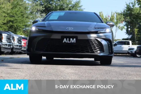 More photos of 2025 Toyota Camry SE at ALM Roswell, GA