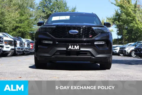 More photos of 2022 Ford Explorer ST at ALM Roswell, GA