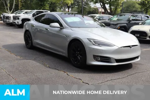 More photos of 2016 Tesla Model S 90D at ALM Roswell, GA