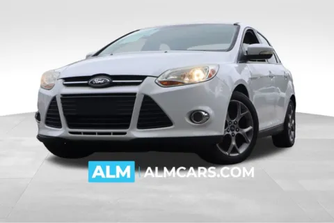 White 2013 Ford Focus SE for sale in Roswell, GA