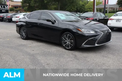 More photos of 2023 Lexus ES 300h at ALM Roswell, GA