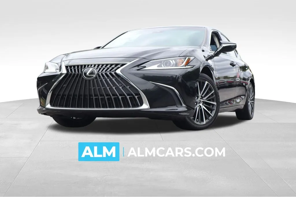 2023 Lexus ES Hybrid 300h's photo