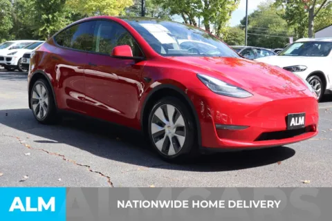 More photos of 2021 Tesla Model Y Long Range at ALM Roswell, GA