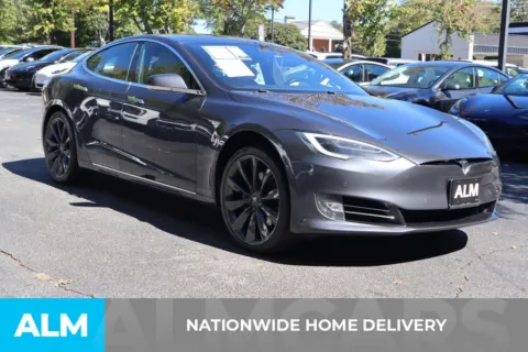 More photos of 2017 Tesla Model S 90D at ALM Roswell, GA