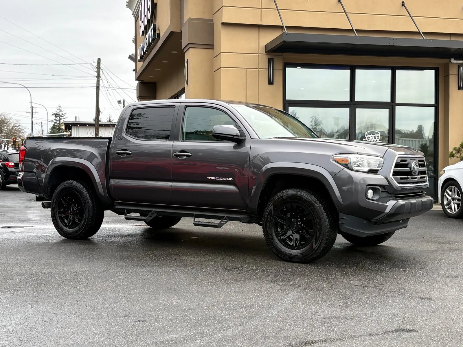 Gray 2018 Toyota Tacoma SR5 for sale in Lakewood, WA