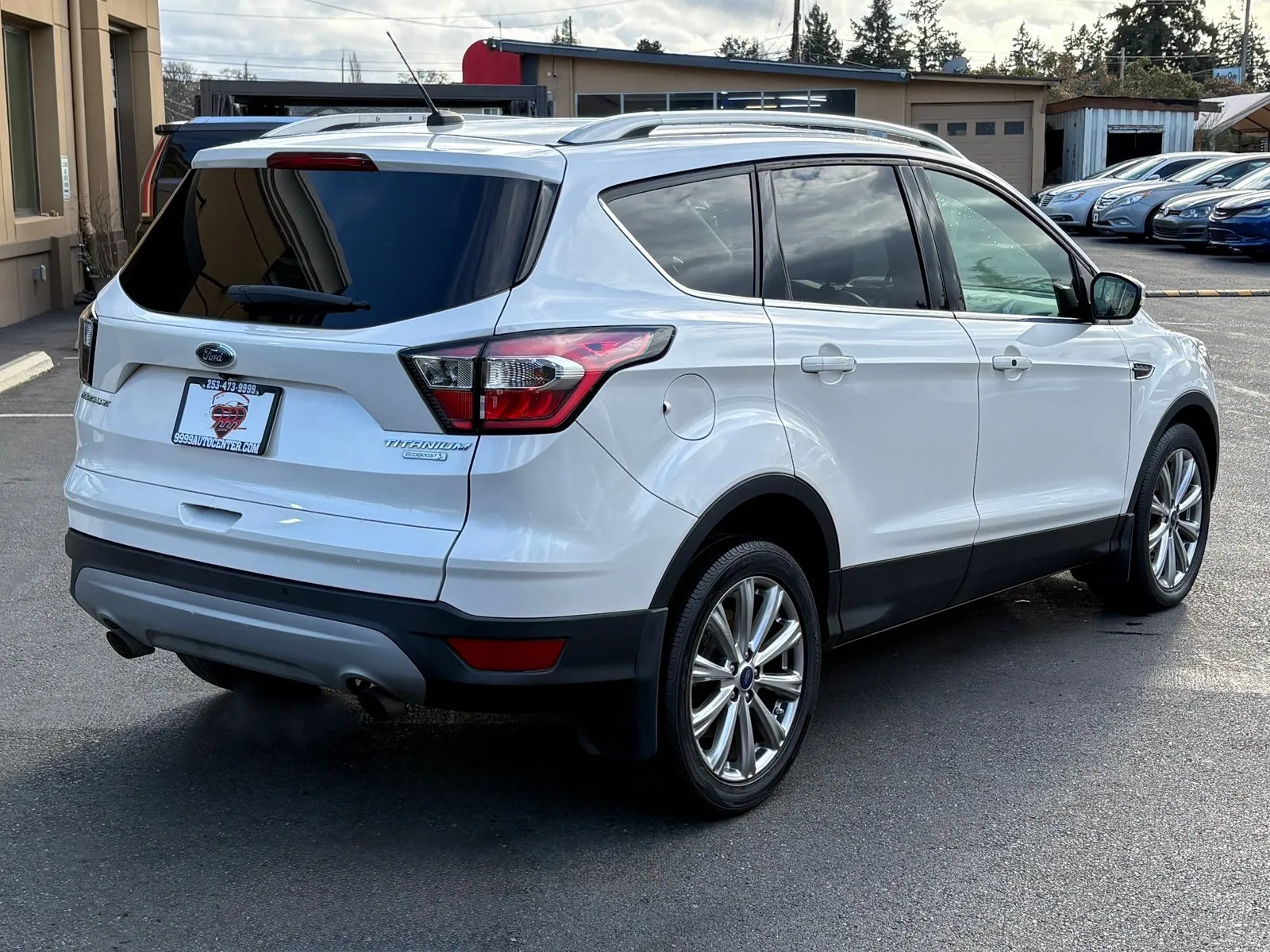 2017 Ford Escape Titanium photo 3