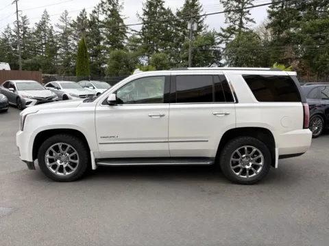 More photos of 2016 GMC Yukon Denali at 9999 Auto Center, WA