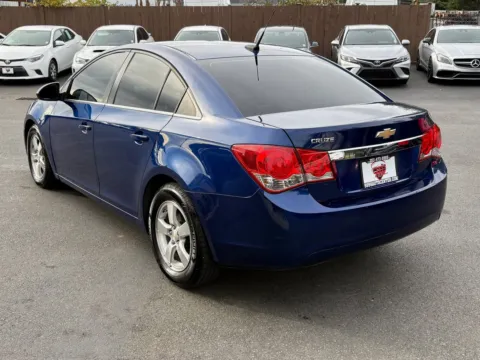More photos of 2012 Chevrolet Cruze 1LT at 9999 Auto Center, WA