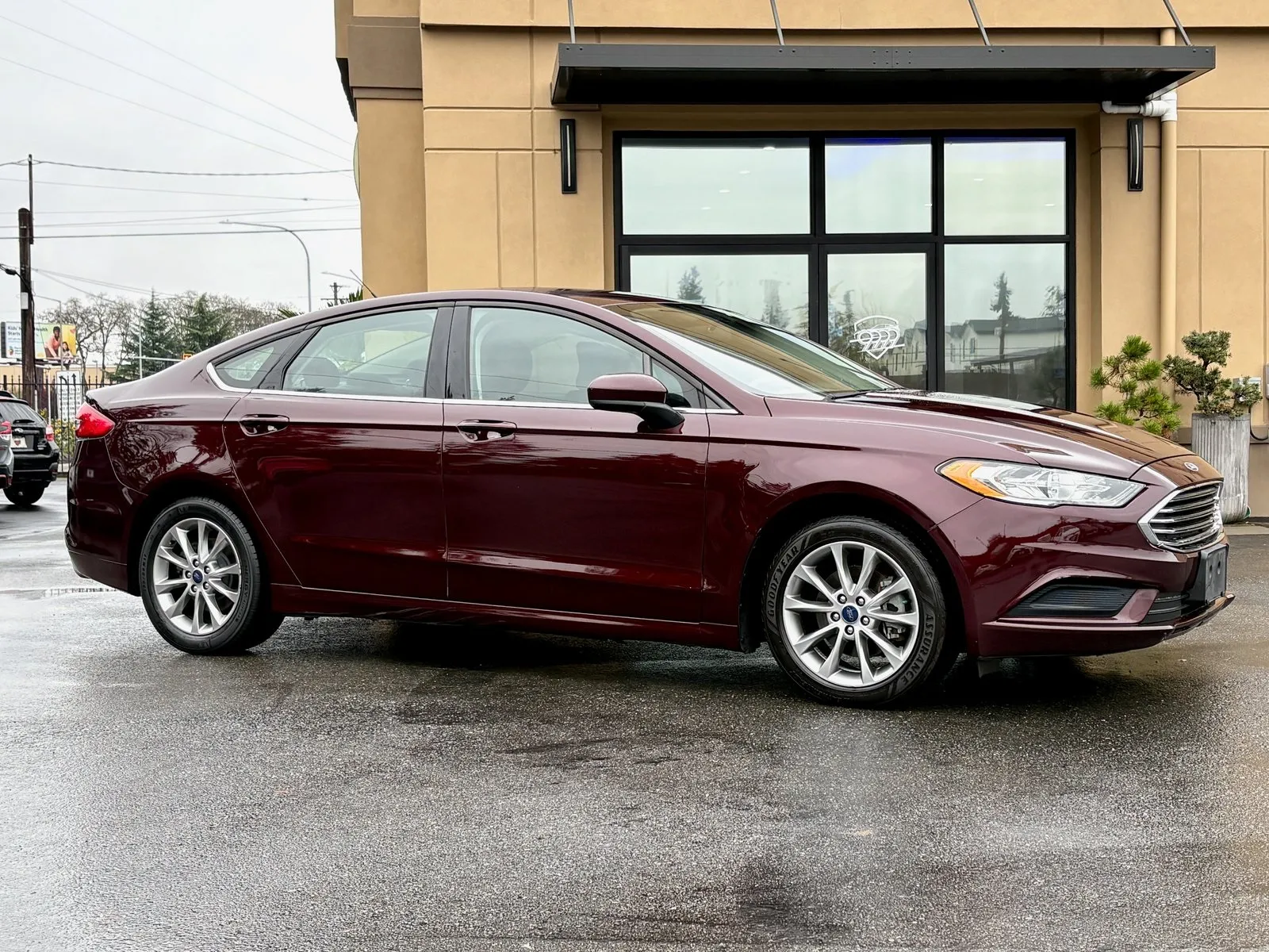 Red 2017 Ford Fusion SE for sale in Lakewood, WA