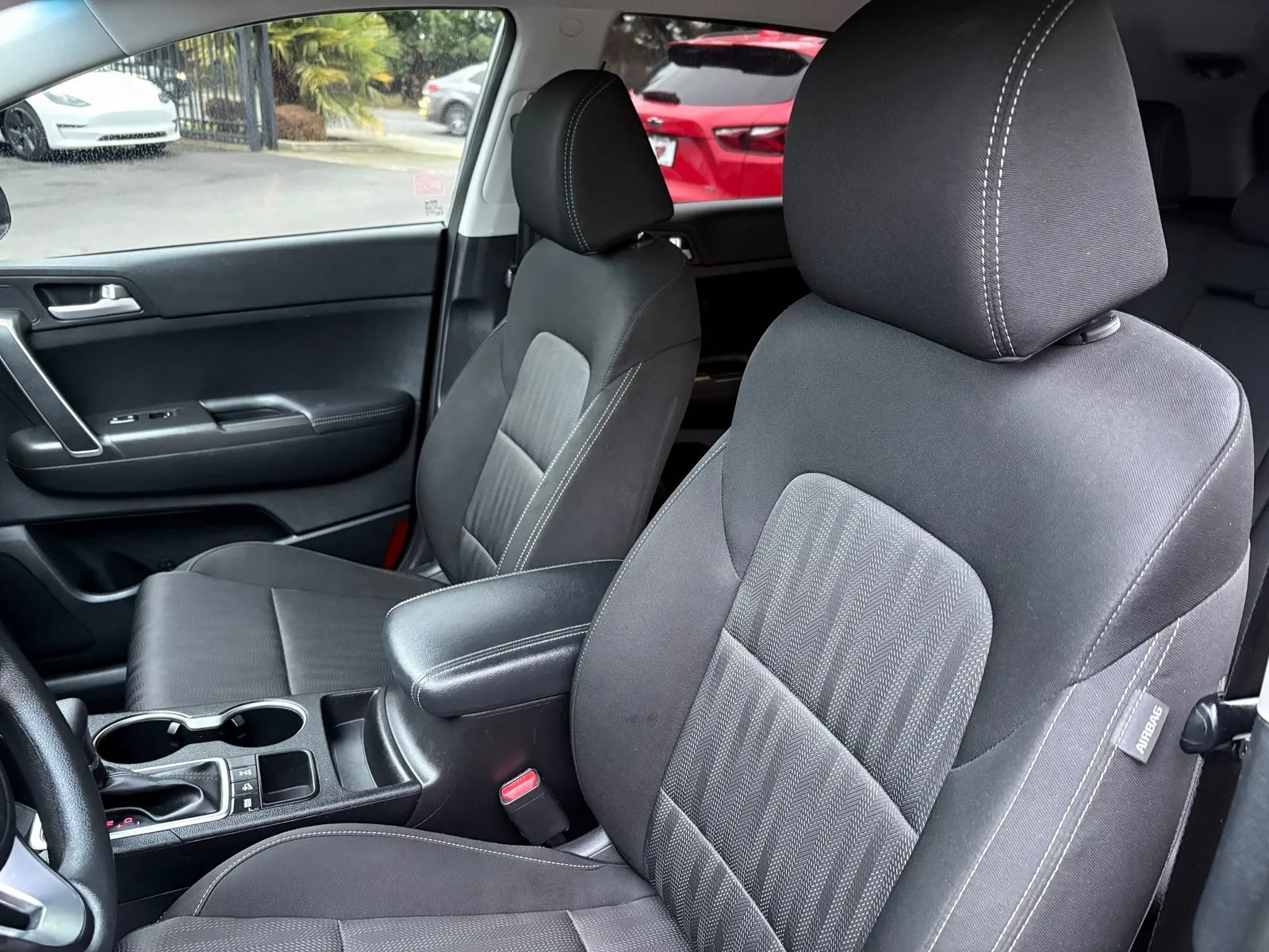 2019 Kia Sportage LX photo 4