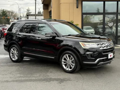 Photos of 2018 Ford Explorer Limited for sale in Lakewood, WA at 9999 Auto Center