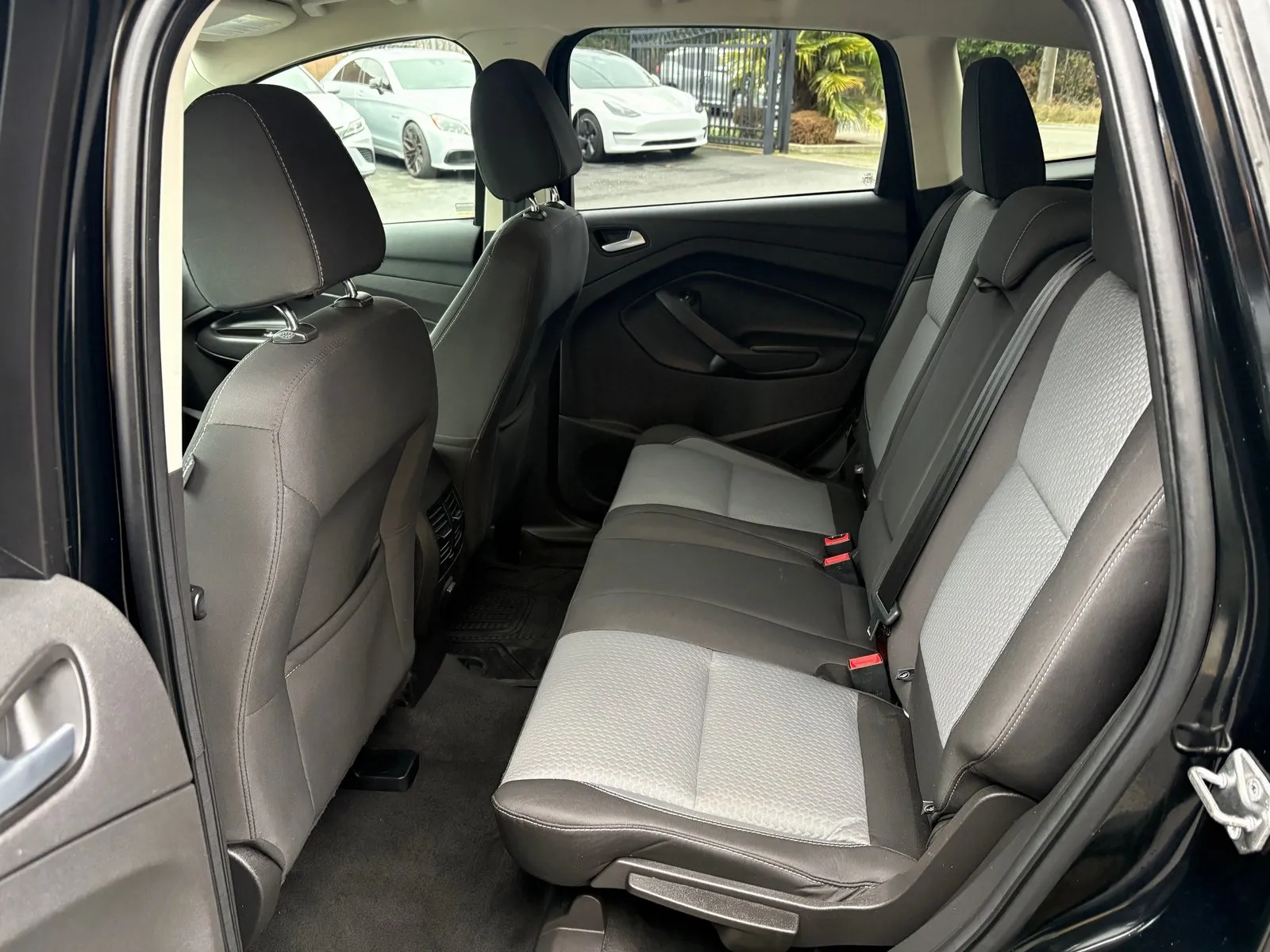 2017 Ford Escape SE photo 4