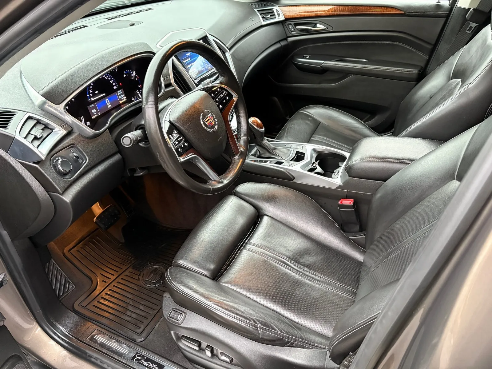 2014 Cadillac SRX Luxury photo 4