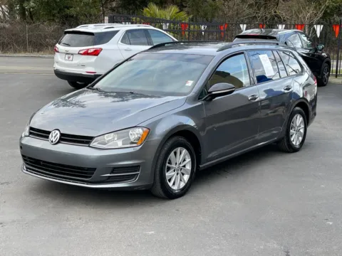 Another view of 2016 Volkswagen Golf SportWagen S for sale in Lakewood, WA at 9999 Auto Center