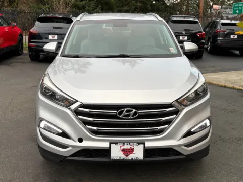 Photos of 2018 Hyundai Tucson SEL for sale in Lakewood, WA at 9999 Auto Center