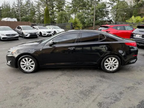 More photos of 2015 Kia Optima EX at 9999 Auto Center, WA