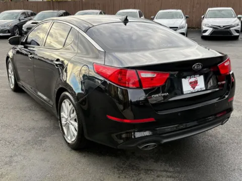 More photos of 2015 Kia Optima EX at 9999 Auto Center, WA