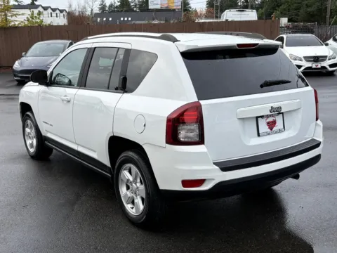More photos of 2015 Jeep Compass Sport at 9999 Auto Center, WA