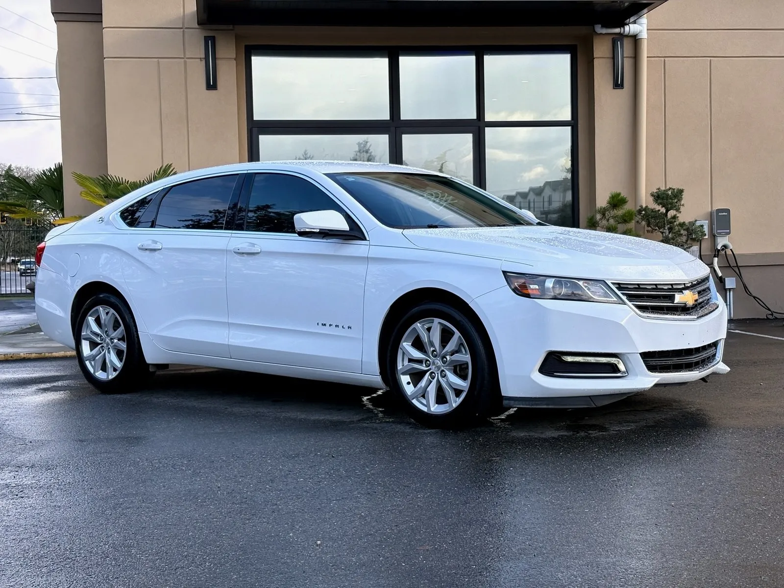 White 2019 Chevrolet Impala LT for sale in Lakewood, WA