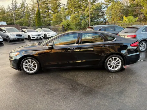 More photos of 2020 Ford Fusion Hybrid SE at 9999 Auto Center, WA