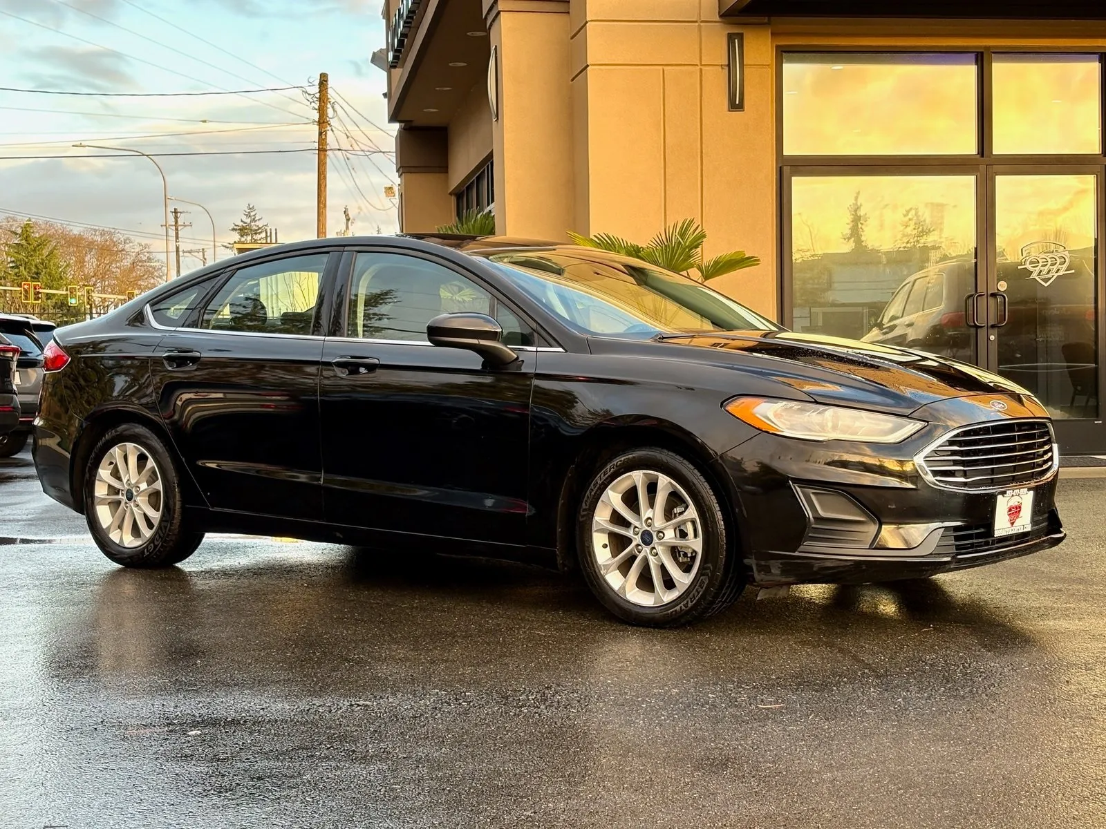 Black 2020 Ford Fusion Hybrid SE for sale in Lakewood, WA