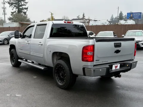 More photos of 2012 Chevrolet Silverado 1500 LT at 9999 Auto Center, WA