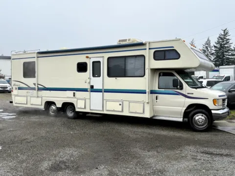 White 1995 Ford E-350SD RV | Motorhome for sale in Lakewood, WA