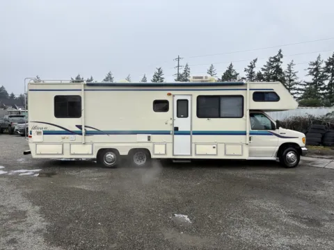 Photos of 1995 Ford E-350SD RV | Motorhome for sale in Lakewood, WA at 9999 Auto Center