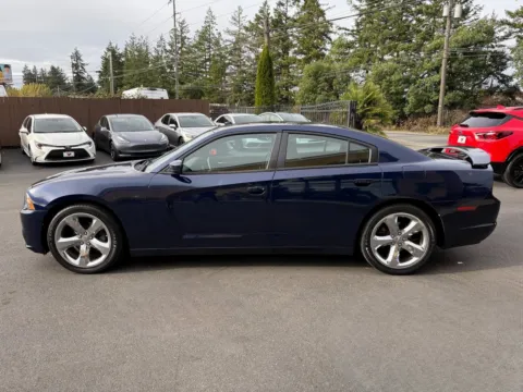 More photos of 2013 Dodge Charger SXT at 9999 Auto Center, WA