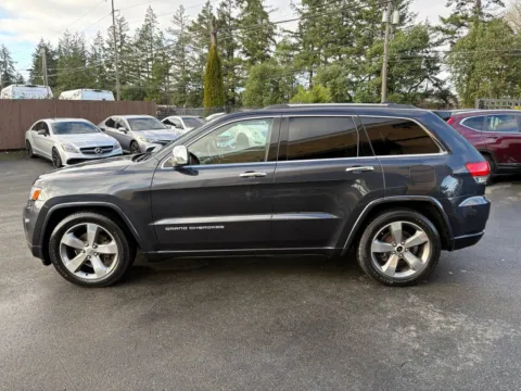 More photos of 2016 Jeep Grand Cherokee Overland at 9999 Auto Center, WA