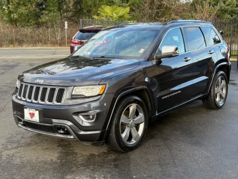 Another view of 2016 Jeep Grand Cherokee Overland for sale in Lakewood, WA at 9999 Auto Center