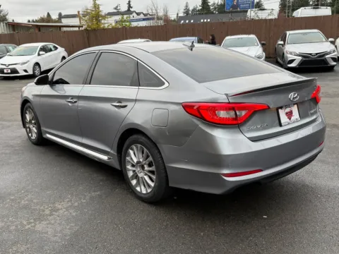 More photos of 2015 Hyundai Sonata Limited at 9999 Auto Center, WA