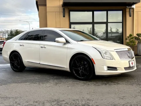 White 2014 Cadillac XTS Luxury for sale in Lakewood, WA