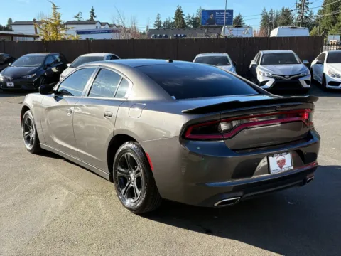 More photos of 2019 Dodge Charger SXT at 9999 Auto Center, WA