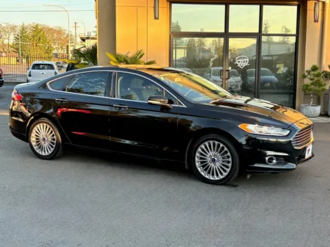 Black 2016 Ford Fusion Titanium for sale in Lakewood, WA
