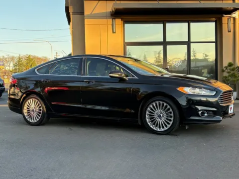 Photos of 2016 Ford Fusion Titanium for sale in Lakewood, WA at 9999 Auto Center
